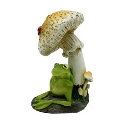 Other Mushroom With Frog 6.5cm